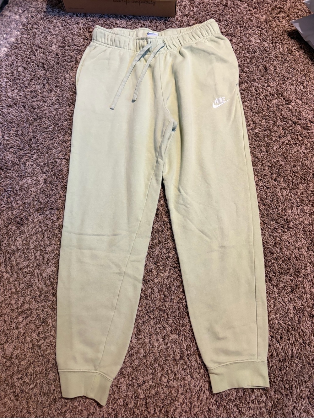 Nike Joggers